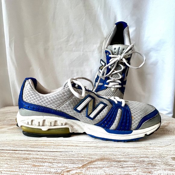 New Balance SL1 Sneakers, Silver and Blue, Size 9, In Like New Condition! - Picture 6 of 12